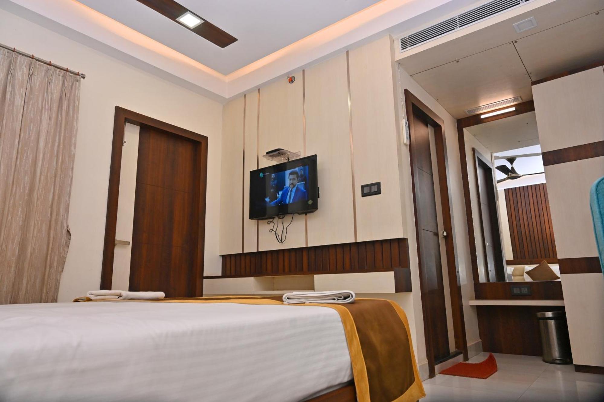 Hotel Silver Land New Digha With Rooftop Pool Luaran gambar